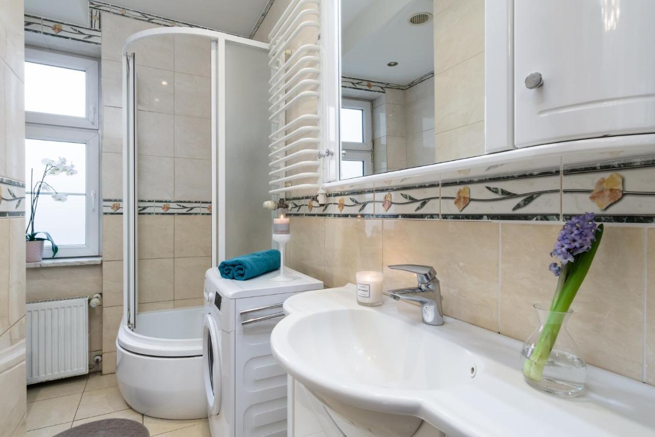 Elite Apartments Swietego Ducha Gdansk Bagian luar foto